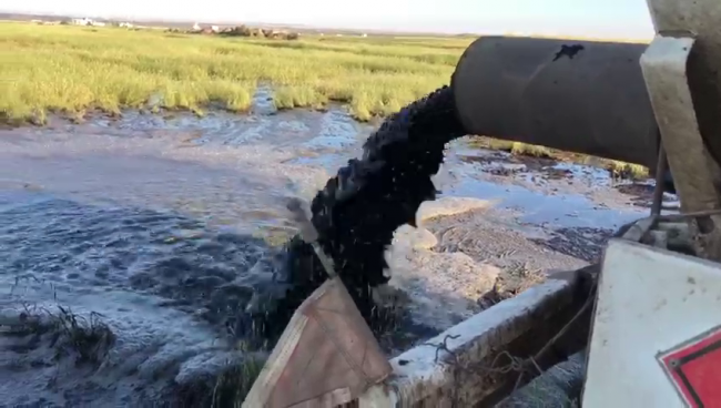 Tarım arazisine kimyasal atık dökenler suçüstü yakalandı